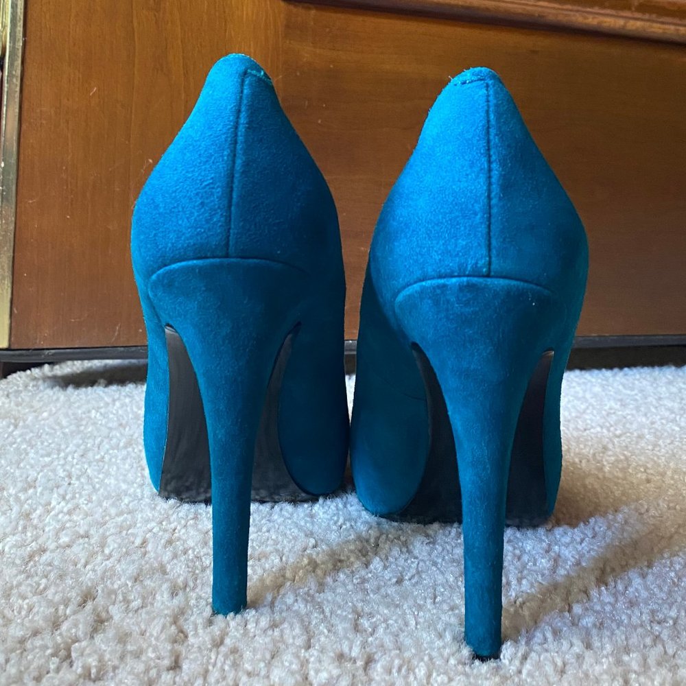 BCBGeneration Parade Platform Pumps. - Picture 3 of 7